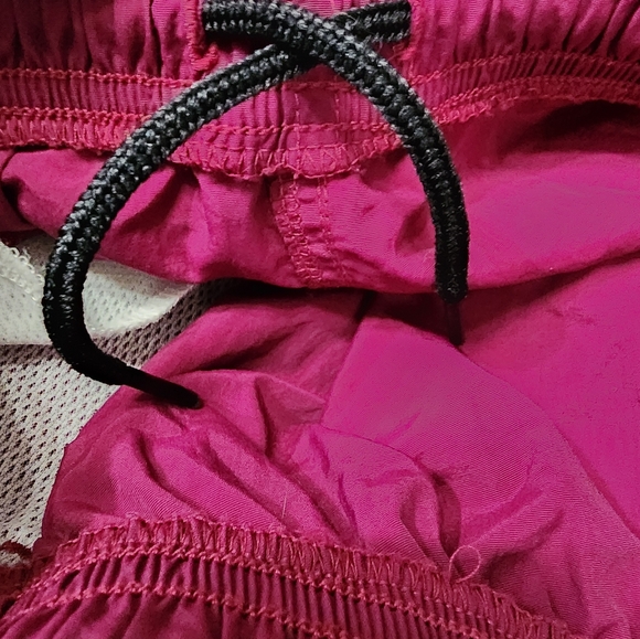 L.L.Bean Swimsuit & Shorts Set Small One Piece Mauve Beach Swim B900 - Picture 13 of 13